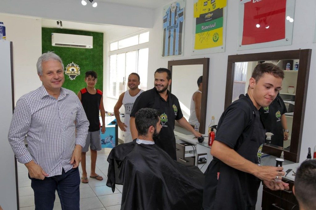 Equipe no térreo